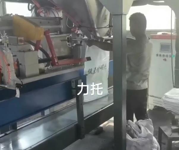 ͑F16